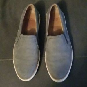 Womens Ugg slip on sneakers